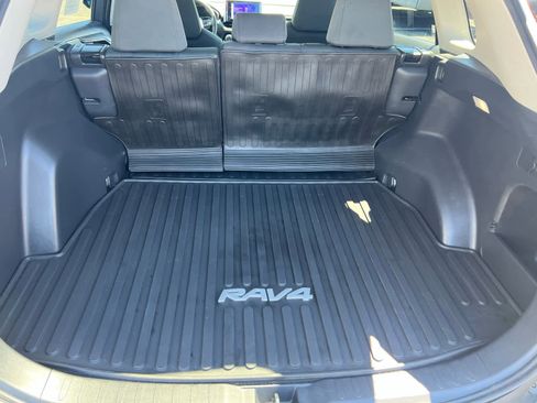 Used 2024 Toyota RAV4 XLE w/ Convenience Package AWD/4WD image 10