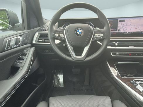 Certified 2024 BMW X5 xDrive40i w/ Parking Assistance Package AWD/4WD image 29