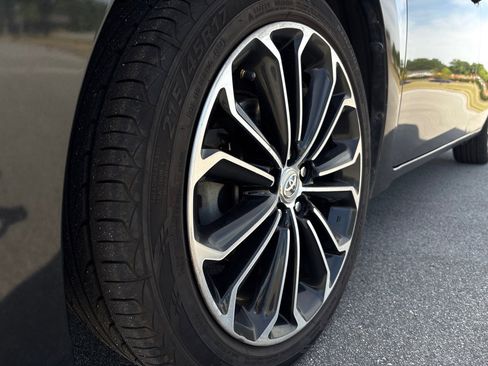 Used 2014 Toyota Corolla S FWD image 9