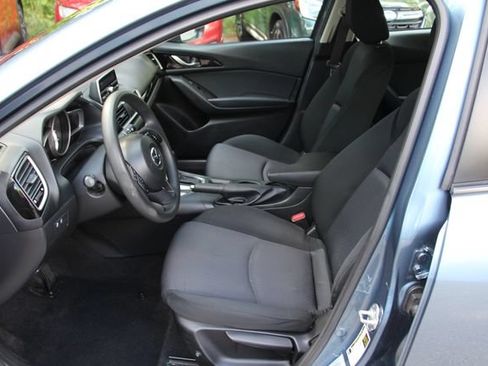 Used 2014 MAZDA MAZDA3 i Sport FWD image 17