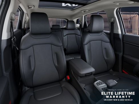 New 2026 Kia Sportage SX FWD image 16