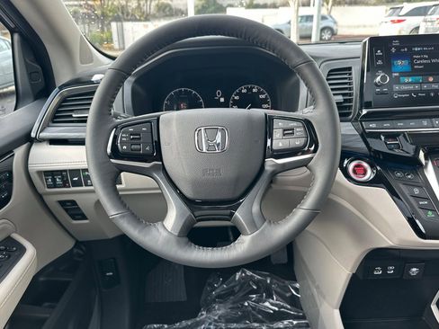 New 2026 Honda Odyssey Elite image 16