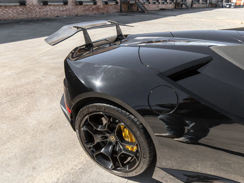 Used 2017 Lamborghini Huracan LP 610-4 image 18