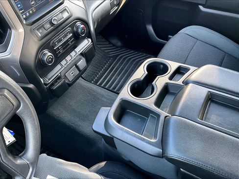 Used 2019 Chevrolet Silverado 1500 Custom w/ Custom Value Package image 19