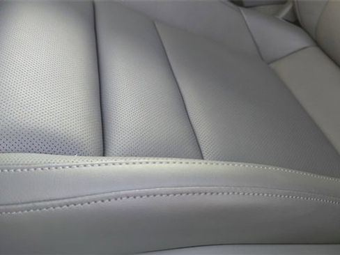 New 2025 Porsche Taycan image 29