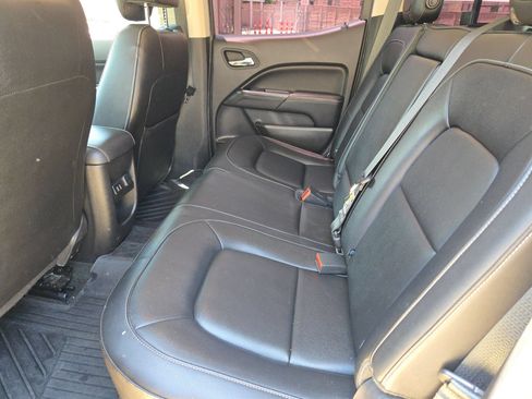 Used 2017 GMC Canyon SLT w/ Driver Alert Package AWD/4WD image 14
