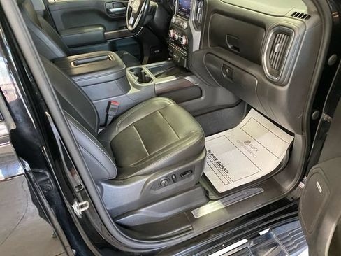 Used 2020 GMC Sierra 1500 SLT w/ SLT Premium Plus Package AWD/4WD image 17