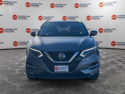 Used 2020 Nissan Rogue Sport SL w/ Premium Package image 2