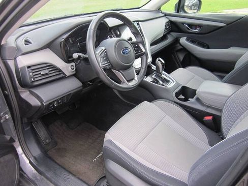 Used 2023 Subaru Outback Premium AWD/4WD image 10