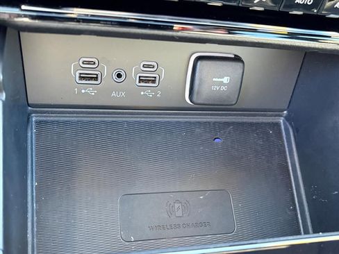 Used 2023 Jeep Grand Cherokee Overland w/ Adv Protech Group III image 15