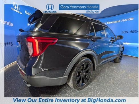 Used 2023 Ford Explorer ST-Line w/ Class IV Trailer Tow Package image 7