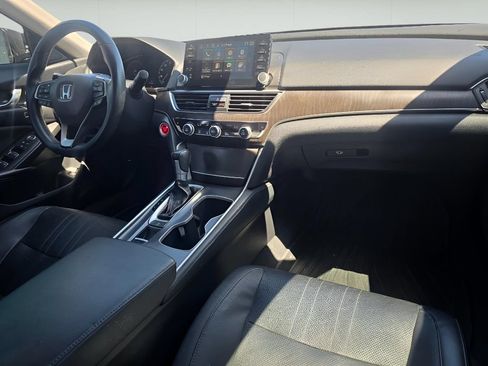 Used 2018 Honda Accord EX-L image 25