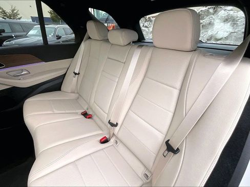 New 2026 Mercedes-Benz GLE 450 4MATIC image 10