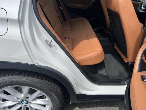 Used 2017 BMW X3 sDrive28i RWD image 19