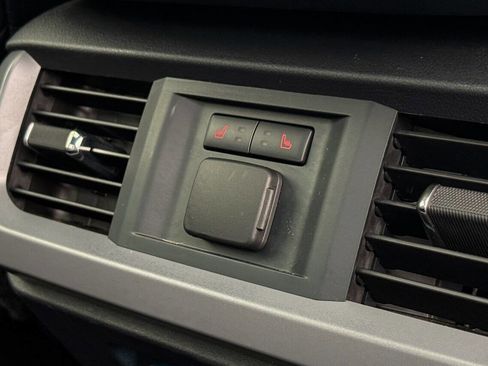 Used 2024 Ford F150 Lightning Lariat image 21