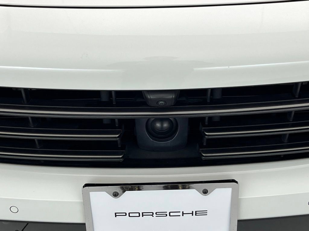 Certified 2023 Porsche Cayenne AWD/4WD image 49