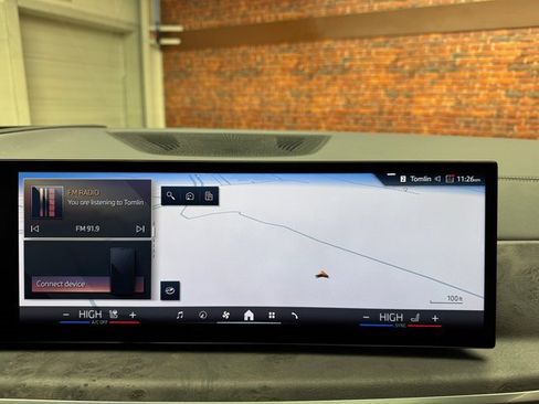 Certified 2024 BMW X5 xDrive40i w/ Premium Package image 18