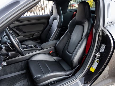 Used 2023 Porsche 911 Targa 4 GTS image 5
