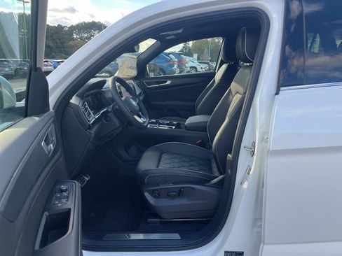 New 2026 Volkswagen Atlas Cross Sport SEL Premium R-Line AWD/4WD image 23