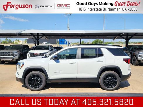 New 2027 GMC Terrain Elevation w/ Black Edition FWD image 7