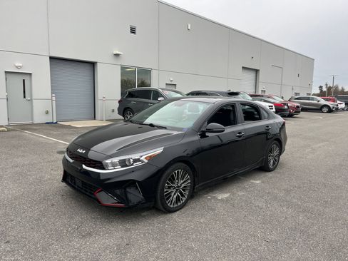 Used 2022 Kia Forte GT-Line w/ GT-Line Premium Package image 3