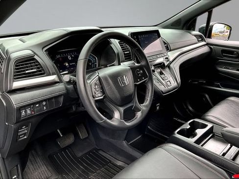 Used 2024 Honda Odyssey Sport image 17