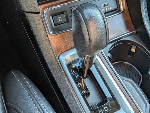 Used 2023 Subaru Ascent Touring image 33