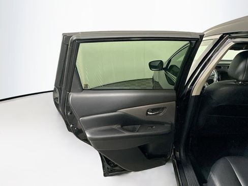 Used 2023 Nissan Murano SV FWD image 25