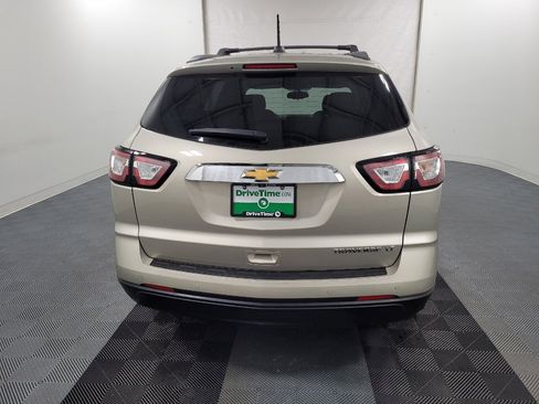Used 2016 Chevrolet Traverse LT image 7