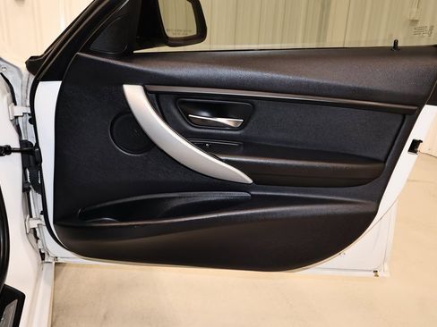Used 2015 BMW 335i xDrive Sedan image 18