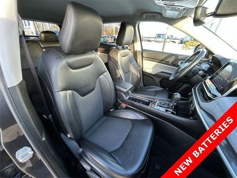 Certified 2022 Jeep Compass Latitude w/ Convenience Group image 24