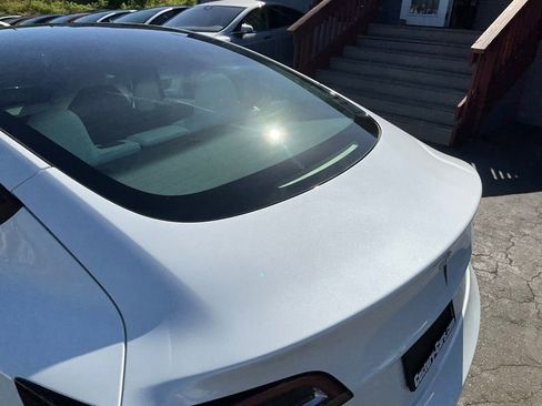 Used 2023 Tesla Model 3 Standard Range image 88