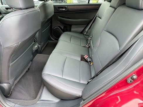 Used 2018 Subaru Outback 2.5i Limited AWD/4WD image 26