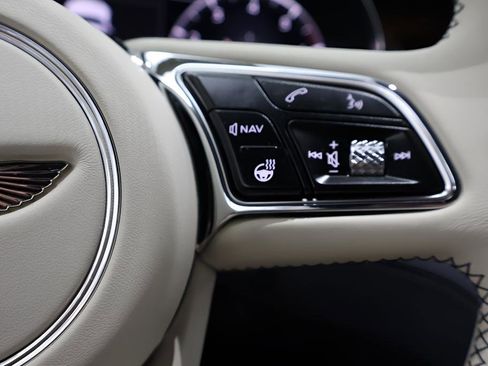 Used 2024 Bentley Continental GT V8 image 22