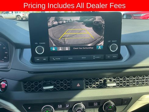 Used 2024 Honda Accord EX image 17