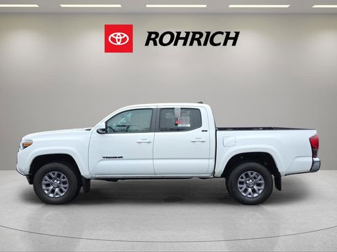 Used 2019 Toyota Tacoma SR5 image 8