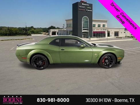 Used 2022 Dodge Challenger R/T Scat Pack RWD image 8