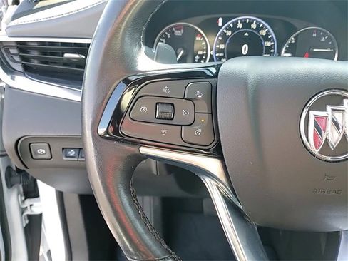 Used 2024 Buick Enclave Premium image 14