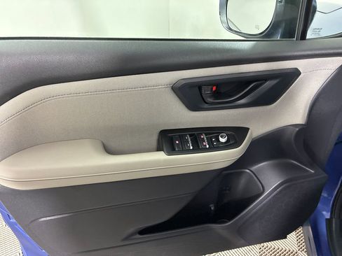 Certified 2026 Subaru Forester Premium AWD/4WD image 12