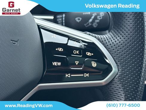 Used 2022 Volkswagen Tiguan SEL R-Line image 31