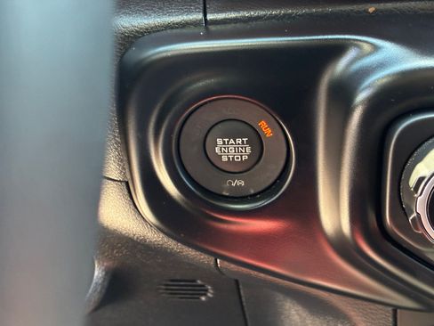 Used 2023 Jeep Wrangler Unlimited Rubicon 4xe AWD/4WD image 20
