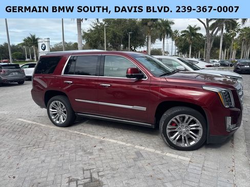 Used 2019 Cadillac Escalade Premium Luxury w/ LPO, Radiant Package image 19