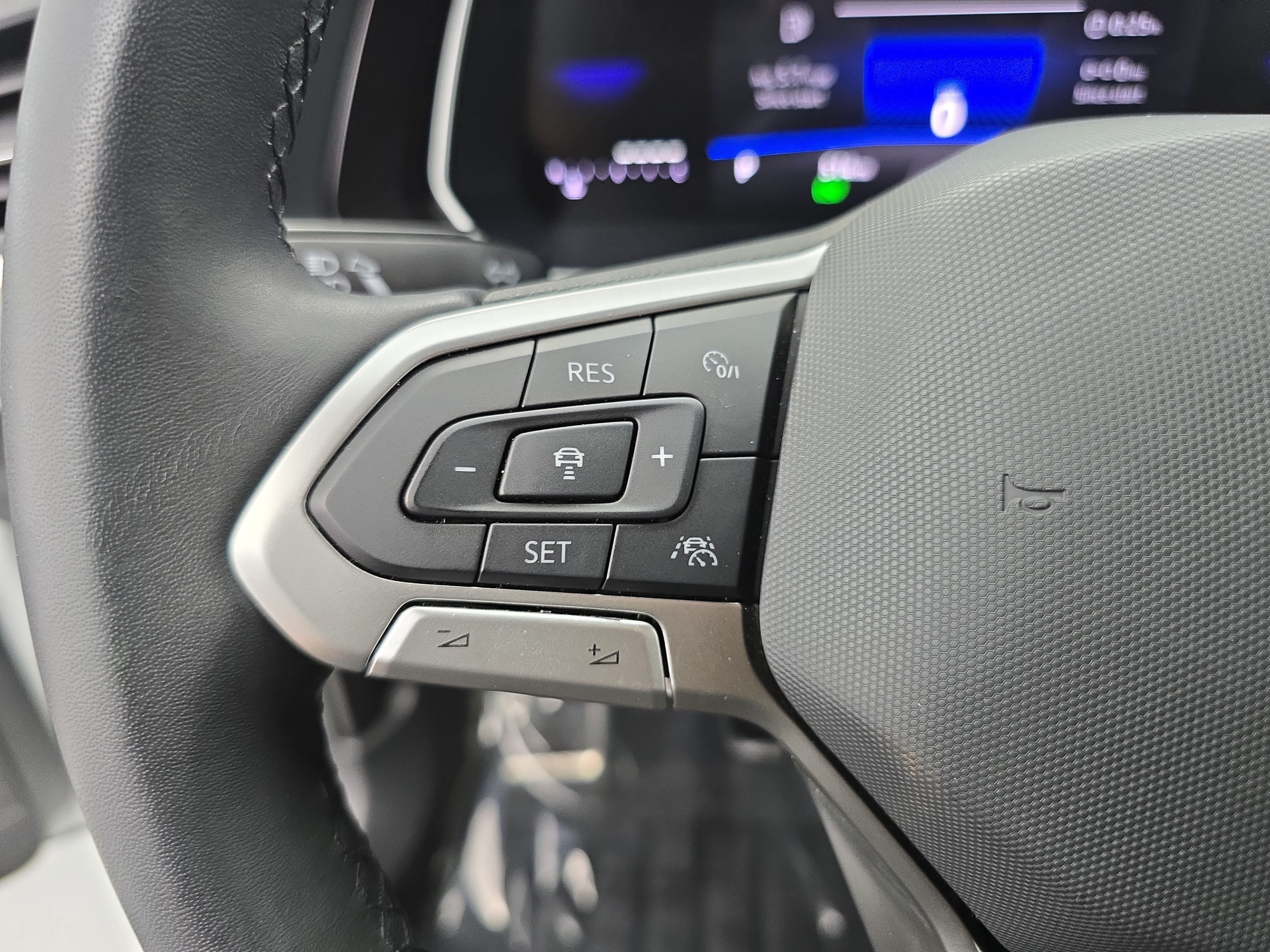 Certified 2024 Volkswagen Jetta Sport FWD image 16