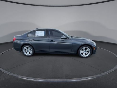 Used 2016 BMW 328i Sedan RWD image 2