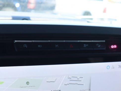 Used 2021 Ford F150 Lariat w/ Equipment Group 502A High image 14