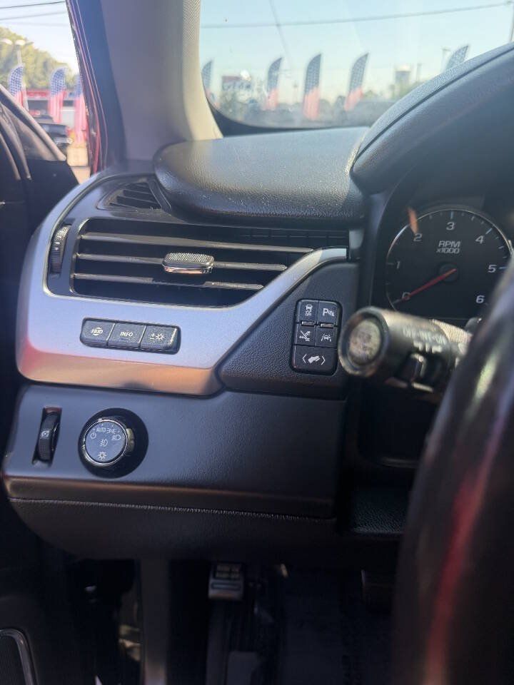 Used 2020 Chevrolet Suburban Premier RWD image 5