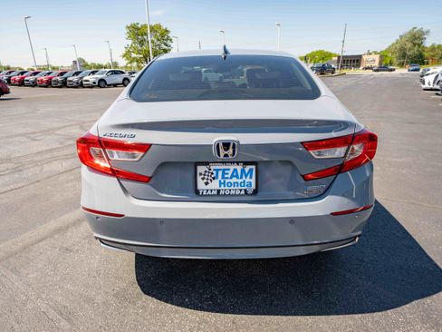 Used 2021 Honda Accord Touring image 5