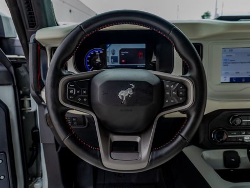 Used 2023 Ford Bronco Heritage Edition image 18