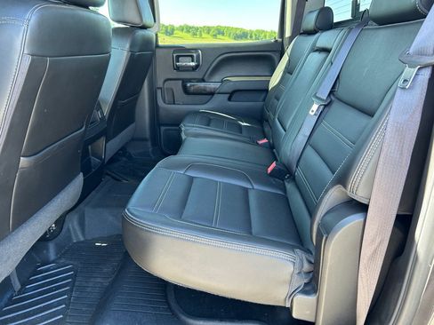 Used 2016 GMC Sierra 2500 Denali w/ Duramax Plus Package AWD/4WD image 15