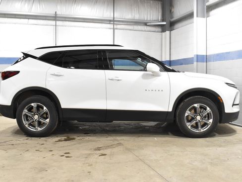 Used 2023 Chevrolet Blazer LT w/ Convenience Package FWD image 31